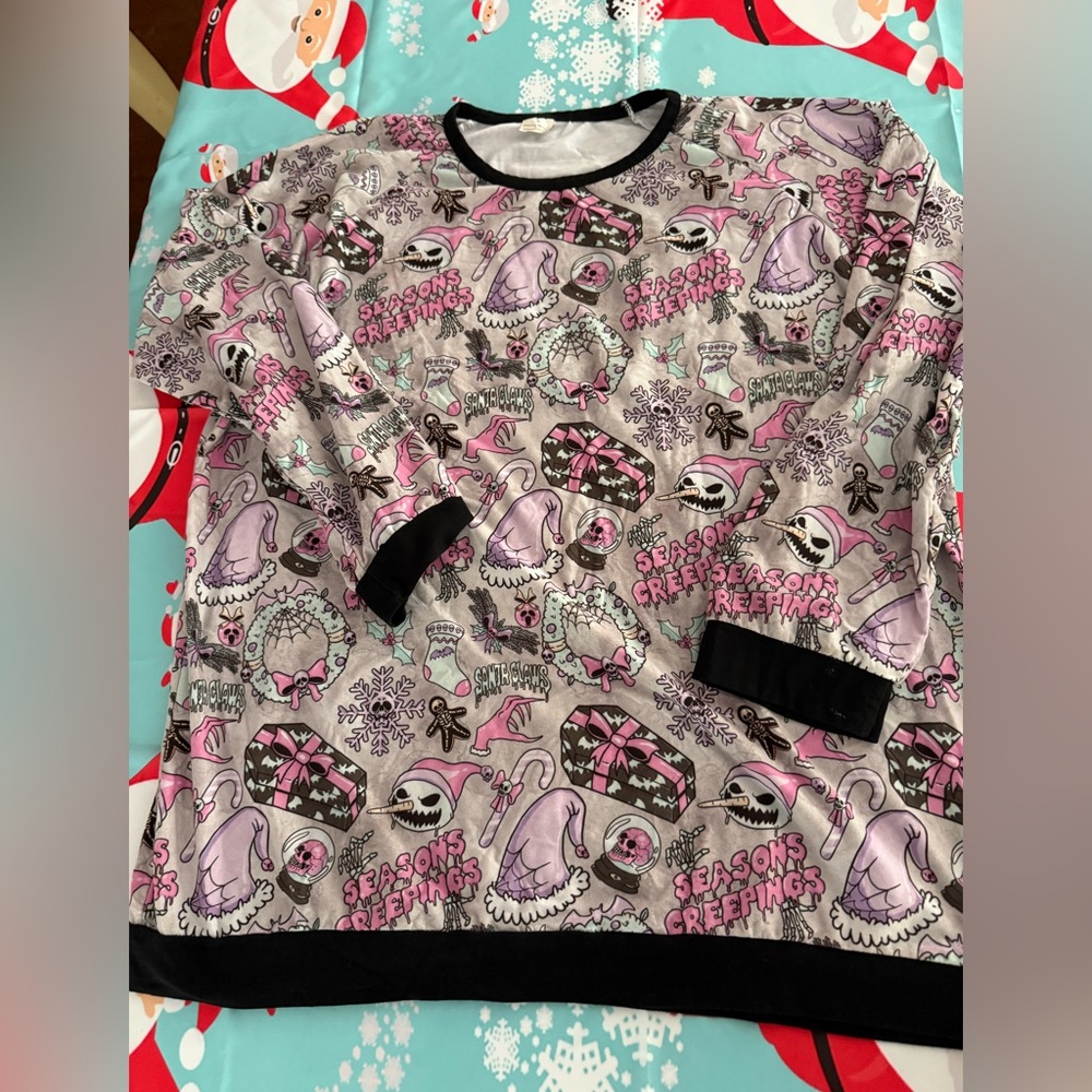 Boutique SEASON CREEPINGS Creepy Horror Christmas Top women’s 2XL